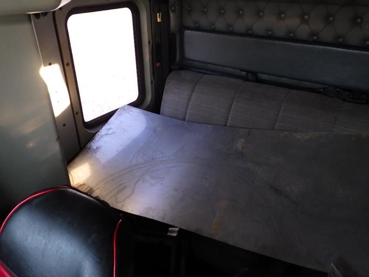 1995-kenworth-w900-image-37