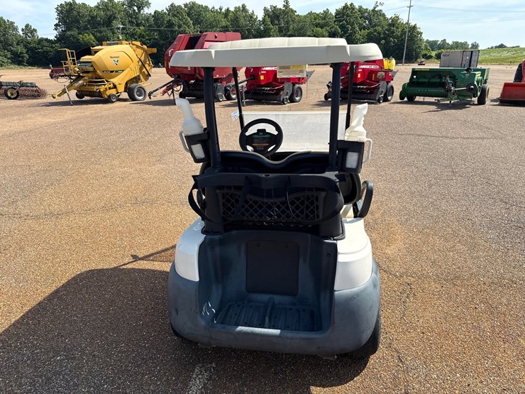 #9451-•-2021-club-car-precedent-w/charger-image-7
