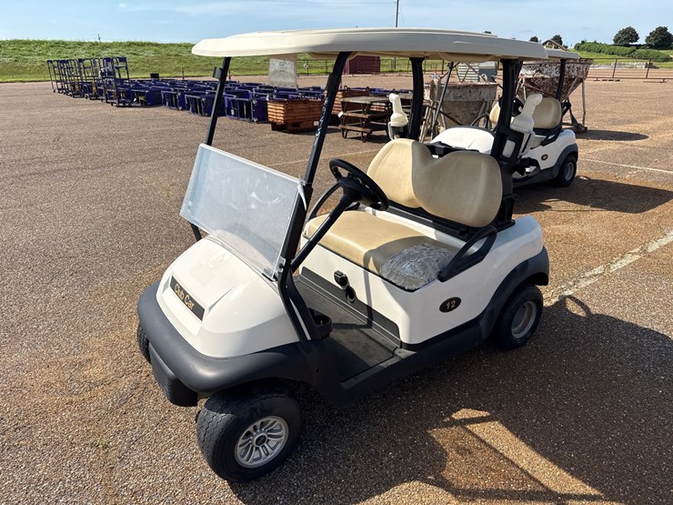#9451-•-2021-club-car-precedent-w/charger-image-2