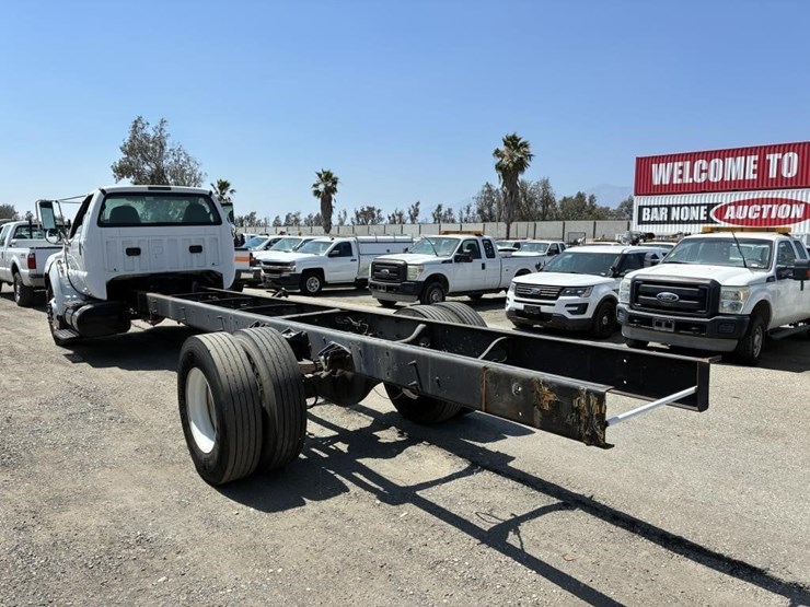 2015-ford-f650-image-4