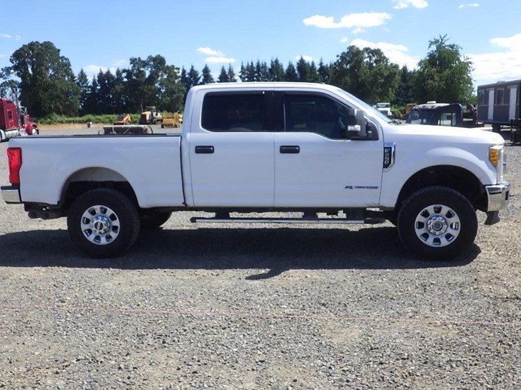 2017-ford-f250-image-4