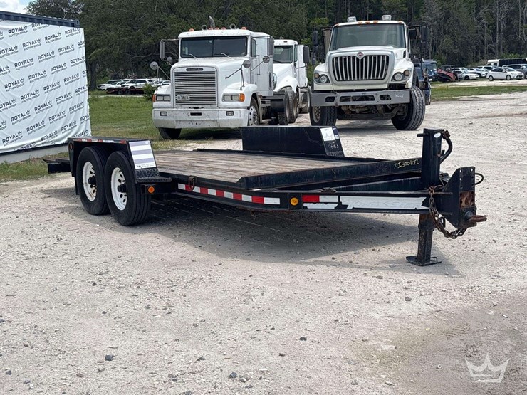 t/a-tilt-deck-trailer-image-2