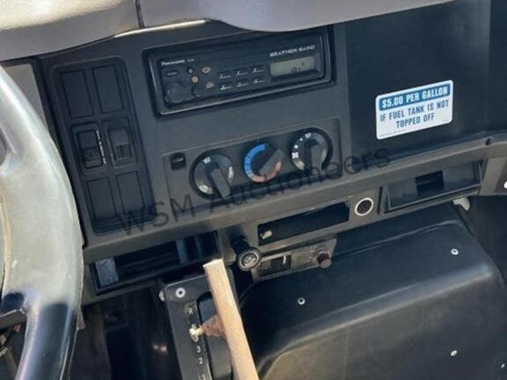 2000-international-4700-image-22
