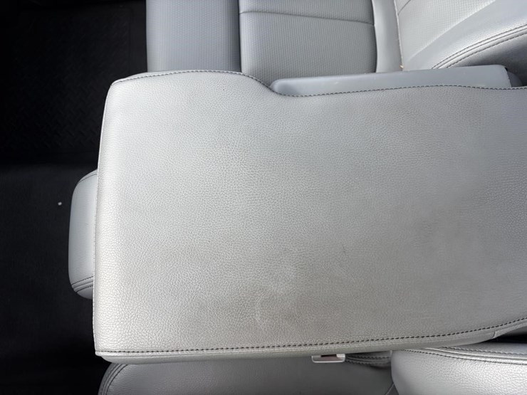 2013-ford-f150-xl-image-14
