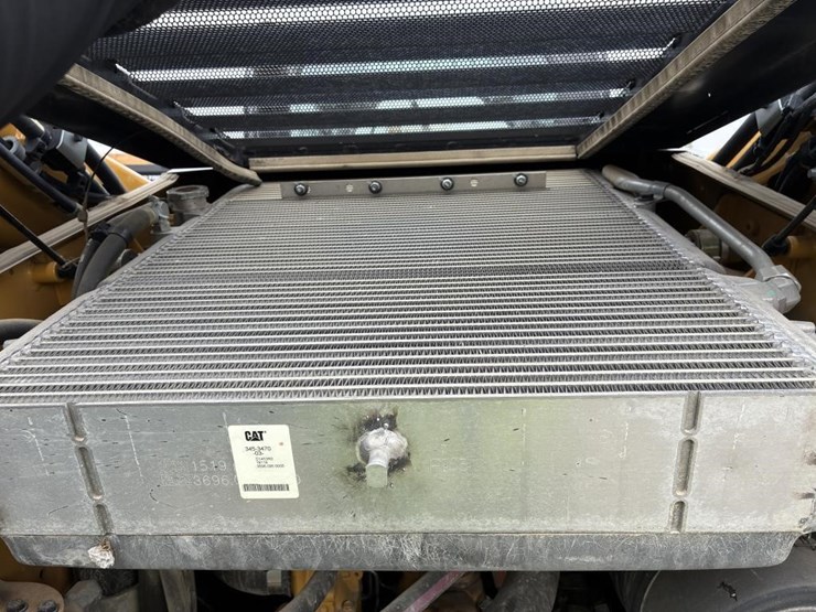 2016-caterpillar-272d2-image-31