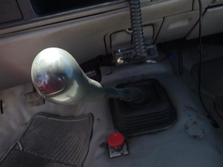 1997-gmc-sierra-3500-image-46