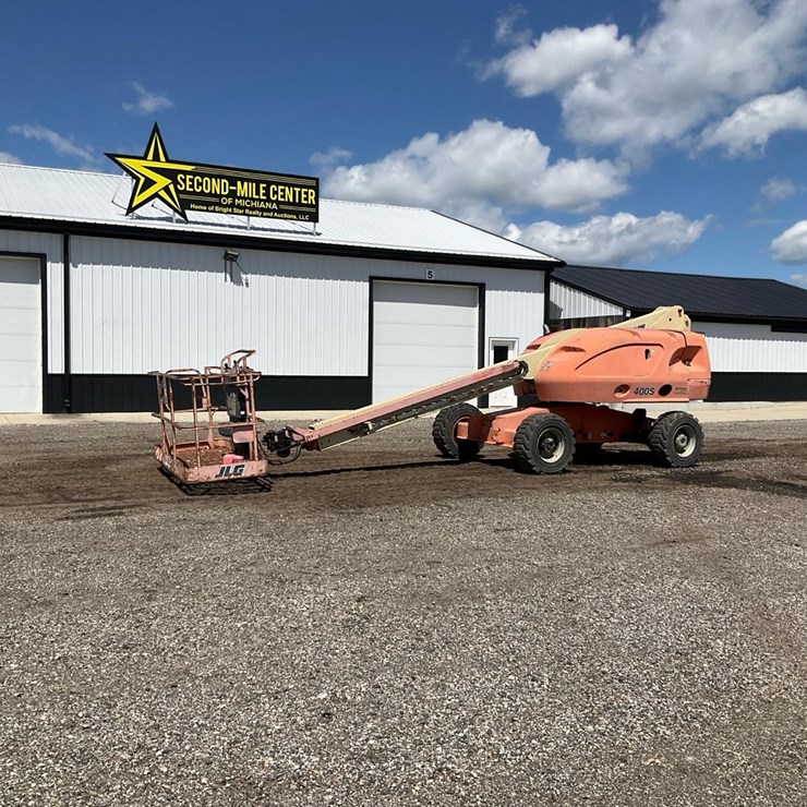 2007 JLG 400S