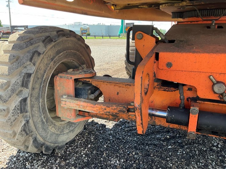 2007-jlg-400s-image-16