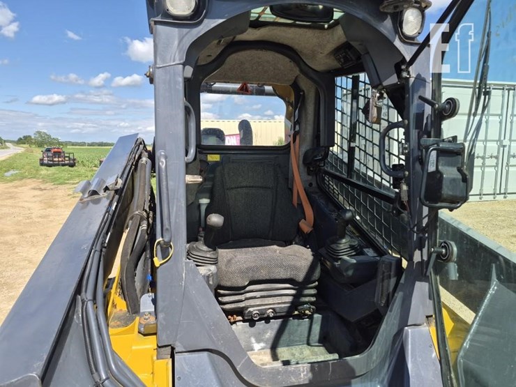 deere-333g-image-15