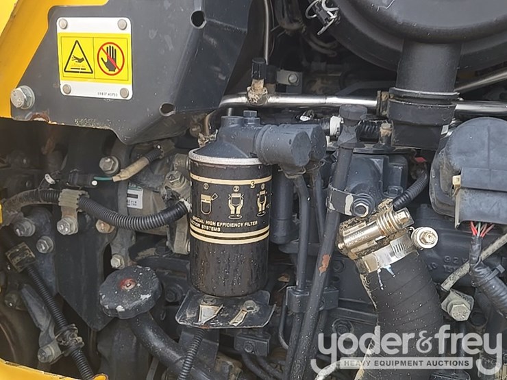 2021-komatsu-d39px-24-image-35