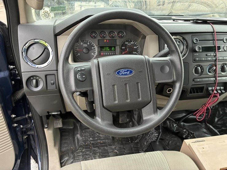 2008-ford-f550-xlt-image-28