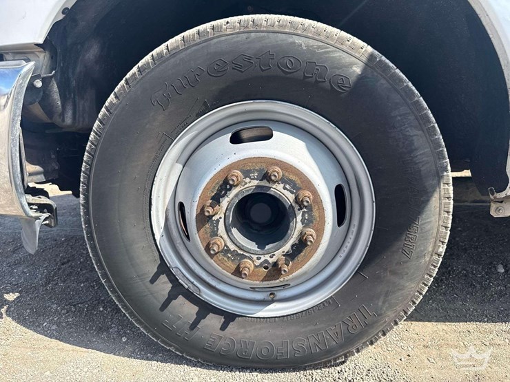 2015-ford-f350-image-29