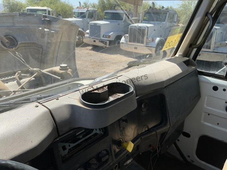 2000-international-4900-image-20