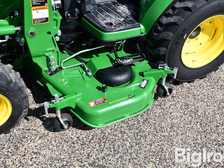 2025-john-deere-2025r-image-14