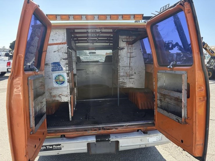 1992-utility-van-image-15