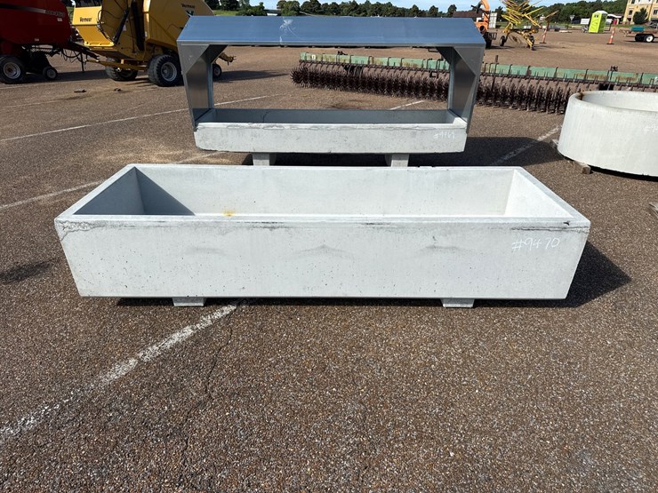 #9470-•-3x10-contrete-water-trough-image-1