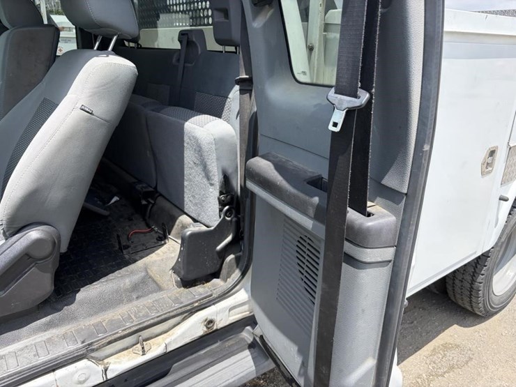 2011-ford-f450-image-12