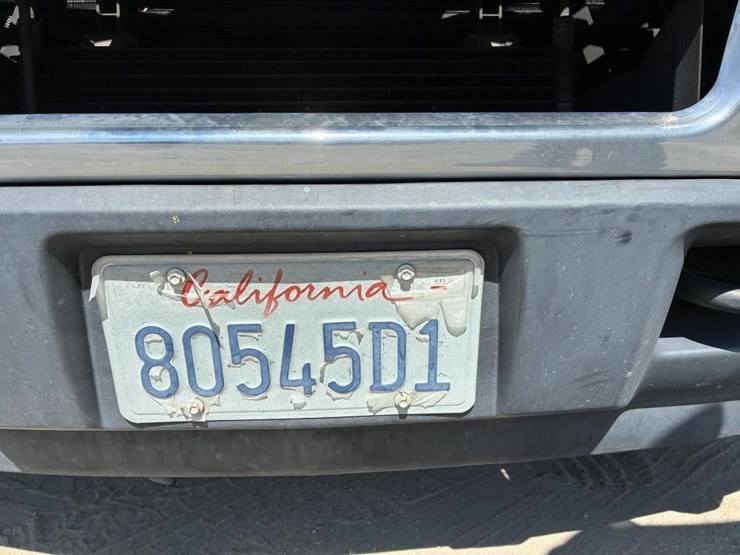 2011-chevrolet-silverado-2500-image-5
