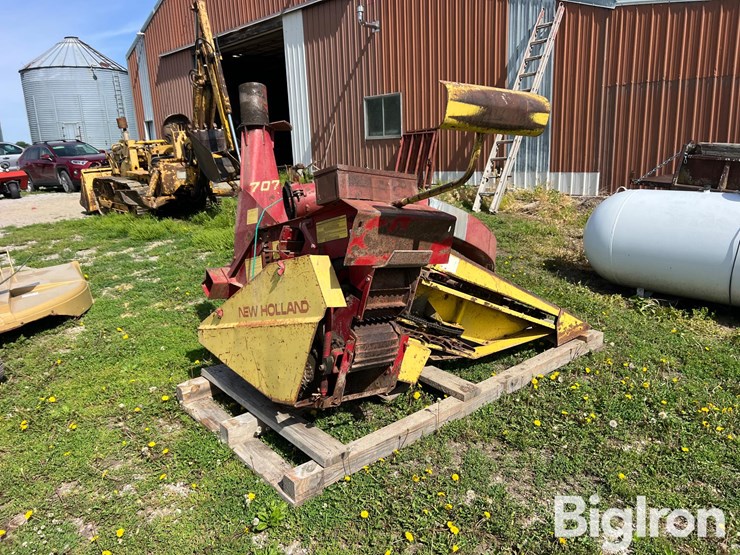 new-holland-707-image-5