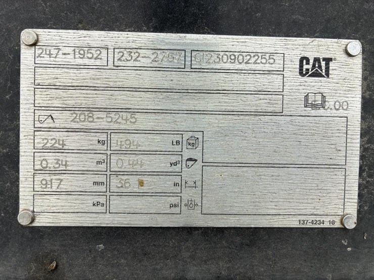 caterpillar-36-image-5