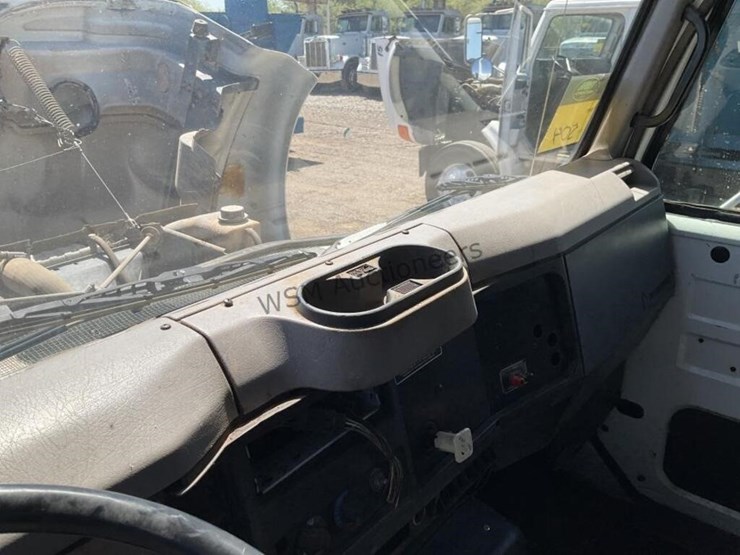 2000-international-4900-image-21