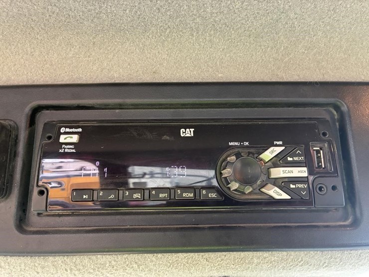 2016-caterpillar-950m-image-33