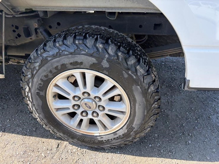 2011-ford-f150-xlt-image-5