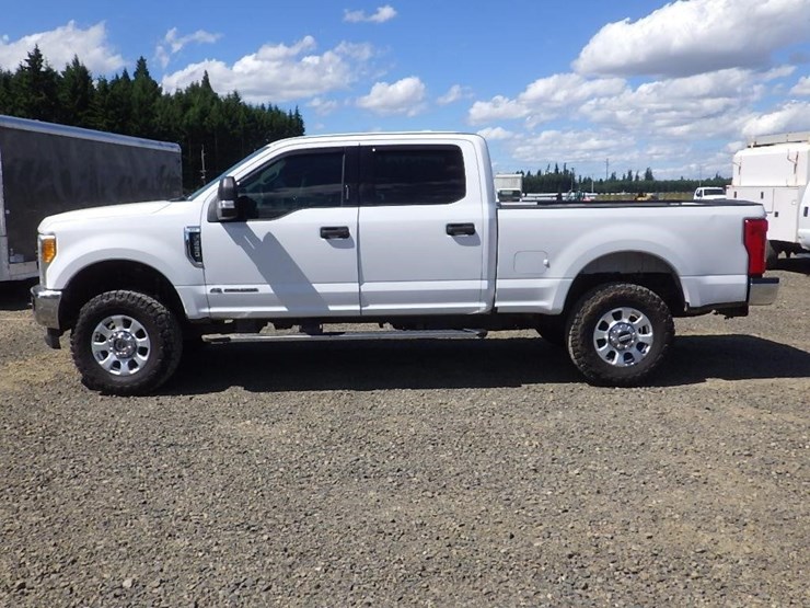 2017-ford-f250-image-8