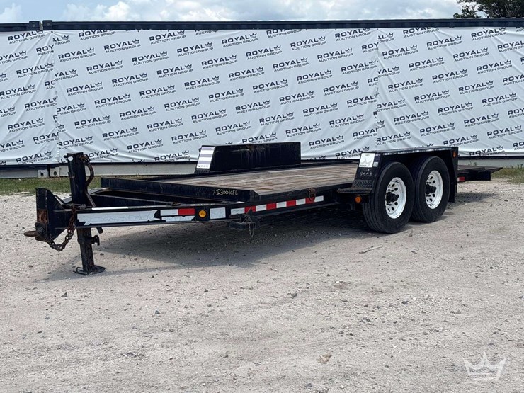 t/a-tilt-deck-trailer-image-1