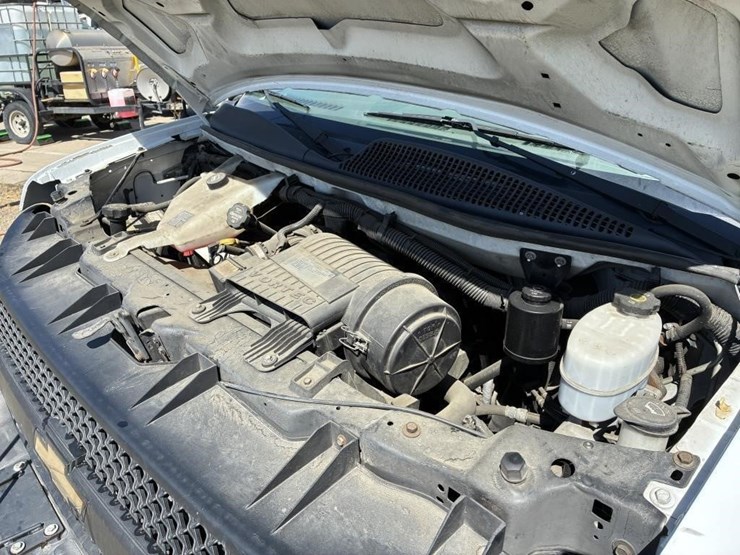 2014-chevrolet-express-3500-image-7