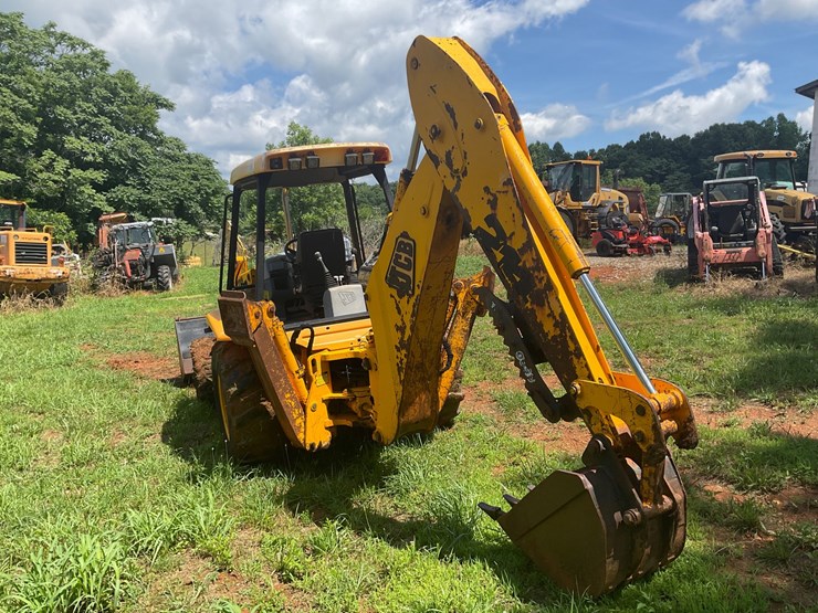jcb-214-image-4