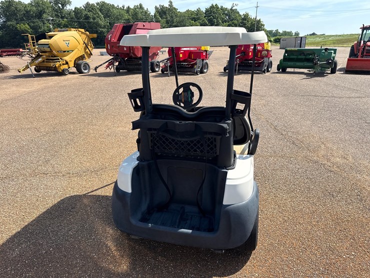 #9452-•-2021-club-car-precedent-w/charger-image-7