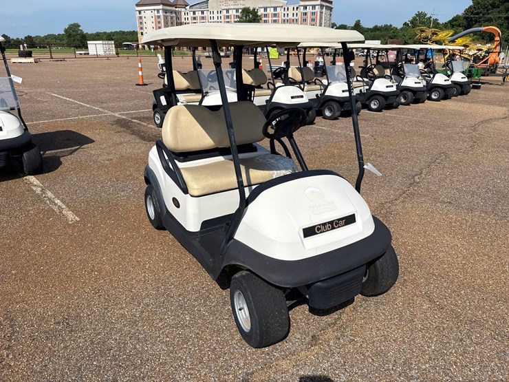 #9452-•-2021-club-car-precedent-w/charger-image-4