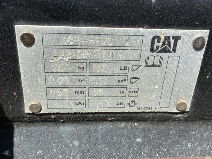 caterpillar-16-image-5