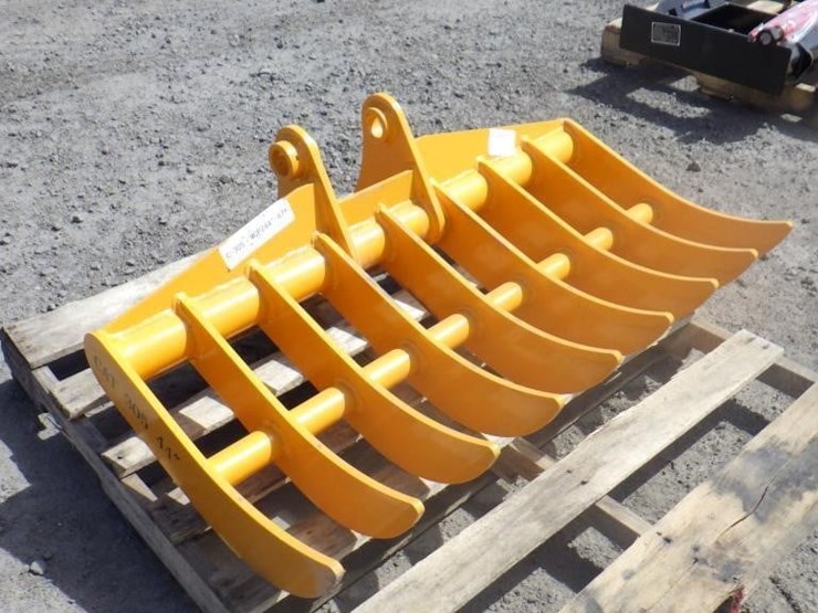 caterpillar-305-image-4
