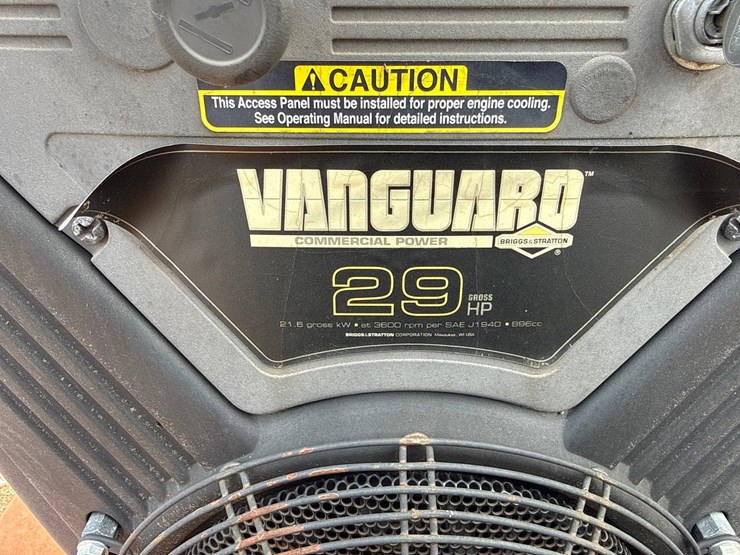#9492-•-scag-giant-vac-image-10