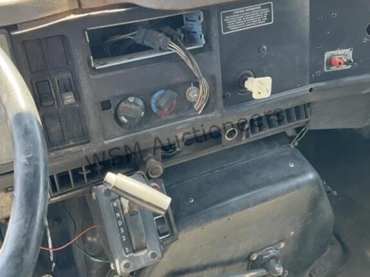 2000-international-4900-image-22