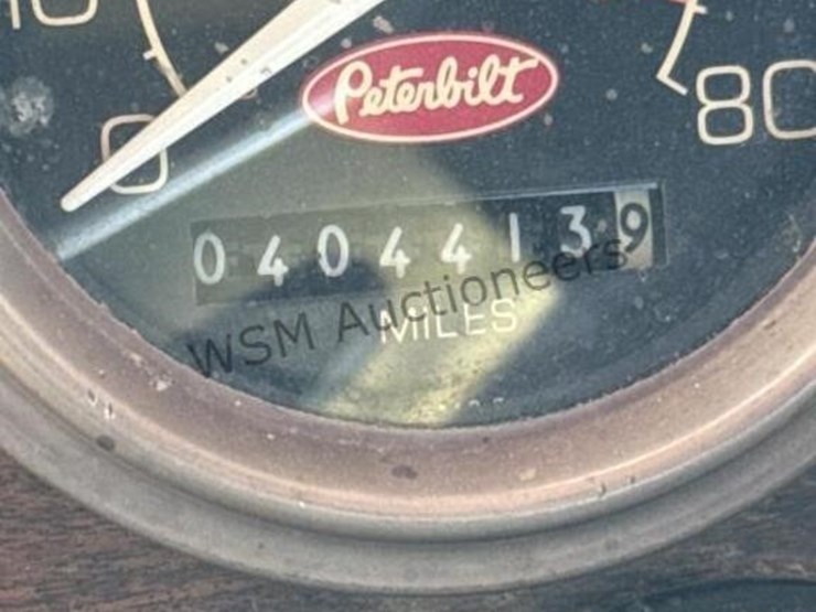 1999-peterbilt-357-image-25