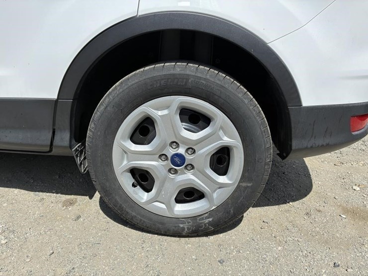 2017-ford-escape-image-5