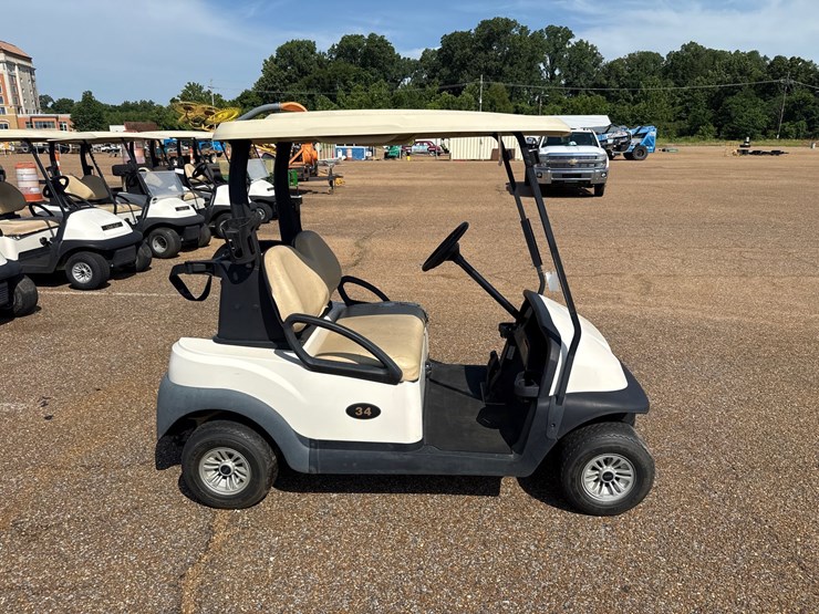 #9454-•-2021-club-car-precedent-w/charger-image-5