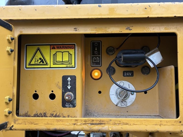2016-caterpillar-950m-image-14