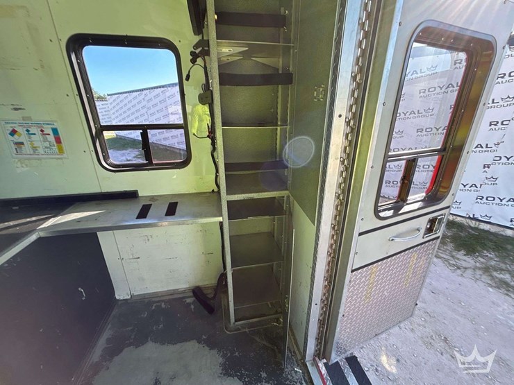 1997-centennial-body-35ft.-fire-rescue-mobile-command-center-trailer-image-14