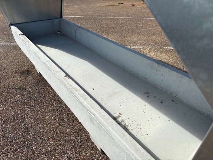 #9469-•-3x10-concrete-feed-trough-w/cover-image-6