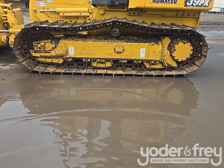 2021-komatsu-d39px-24-image-10