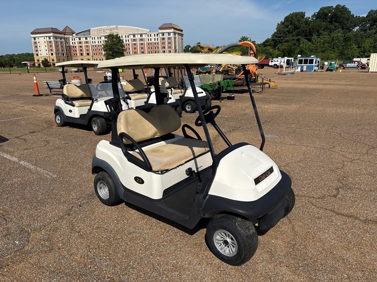 #9456-•-2021-club-car-precedent-w/charger-image-4