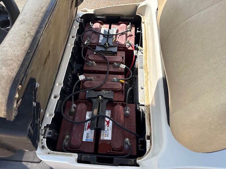 #9455-•-2021-club-car-precedent-w/charger-image-10