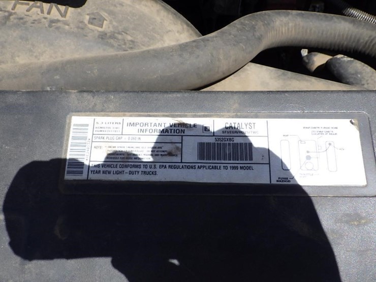 1999-chevrolet-1500-image-23