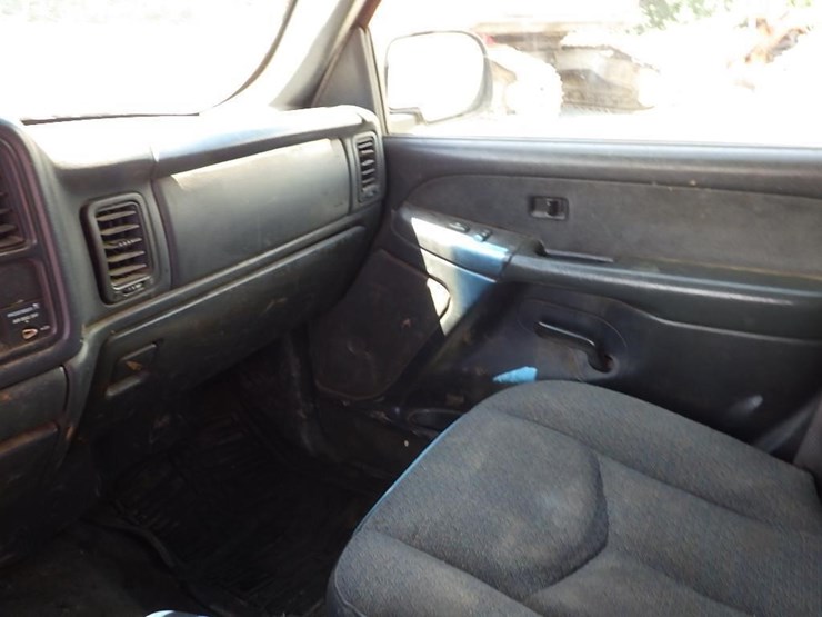 1999-chevrolet-1500-image-30