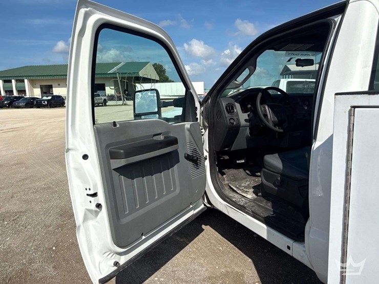 2015-ford-f350-image-22