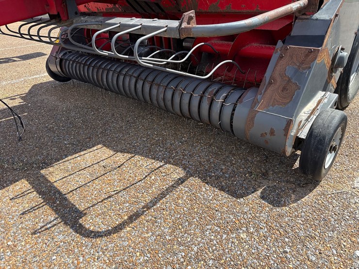massey-ferguson-1840-image-12